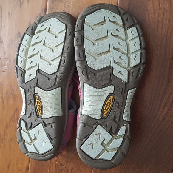 Keen Newport H2 Waterproof Hiking Outdoor Pink Purple Kids Sandals Size 4 - Picture 5 of 16